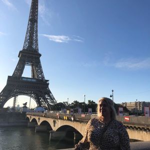 Meet your Posher, Reagan